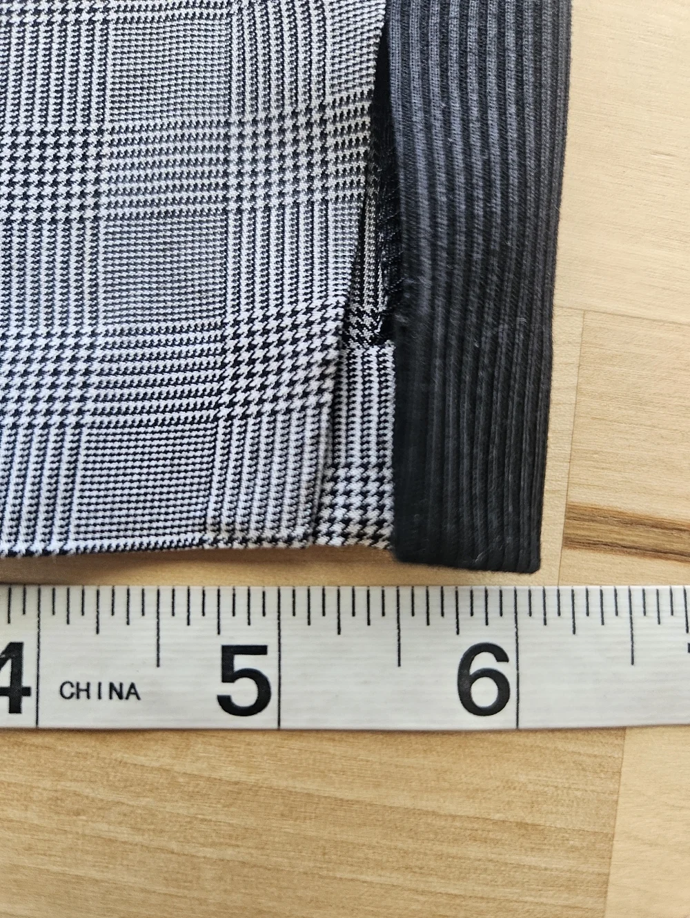 ATHLETA Brooklyn Glen Plaid Pull On Pant Sz 10T Gray Black Travel Athleisure - Picture 15 of 16